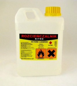 Rozpuszczalnik nitro 2L
